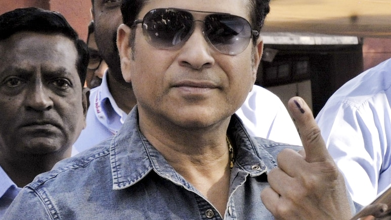 Akshay Kumar, Sachin Tendulkar Among Bollywood Celebrities And Sports Icons Voting In High-Stakes BMC Elections