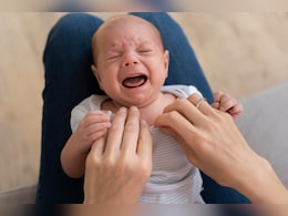 रोते बच्चे को 2 मिनट में शांत कैसे करें? पीडियाट्रिशियन ने बताई सबसे आसान ट्रिक