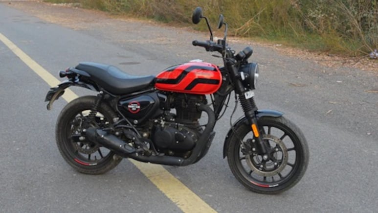 Royal Enfield Hunter: ऑफिस जाने के लिए कैसी है रॉयल एनफील्ड हंटर 350? चलिए डालते हैं एक नजर