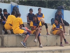 MP में 'खेल' में खेला: बच्चों से वसूली जा रही करोड़ों की स्पोर्ट्स फीस, 92000 स्कूलों में शिक्षक सिर्फ 700