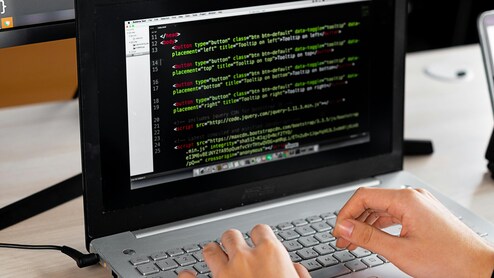 '8,000 Dirhams vs Rs 72,000': Indian Employee Torn Between Dubai And Gurugram