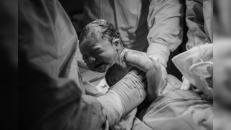 घर नहीं, अस्पताल में जन्म! 96% Institutional Delivery ने बदली दिल्ली की हेल्थ तस्वीर