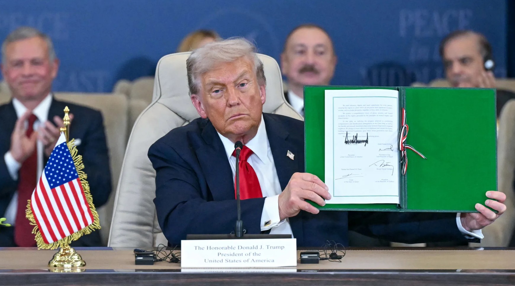 Explainer: गाजा पीस बोर्ड पर भारत की चुप्पी, चीन ने किया खारिज पर पाकिस्तान शामिल, कौन जुड़ा किसने बनाई दूरी?