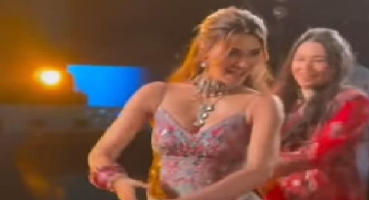 कृति सेनन ने लगाए ठुमके. कृति सेनन ने लगाए ठुमके.