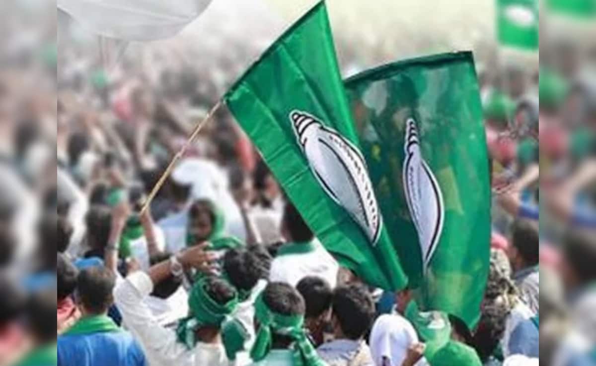 पार्टी विरोधी गतिविधियों में शामिल होना पड़ा महंगा... BJD ने दो विधायकों को किया निलंबित