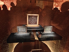 भगवान बुद्ध से जुड़े 2500 साल पुराने दुर्लभ 'खजाना' भारत लाया गया, गोरखपुर के पास पिपरहवा से कनेक्शन