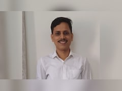 मामूली कहासुनी पर मुंबई लोकल में प्रोफेसर की चाकू से गोदकर हत्या, सीसीटीवी की जांच कर रही है पुलिस