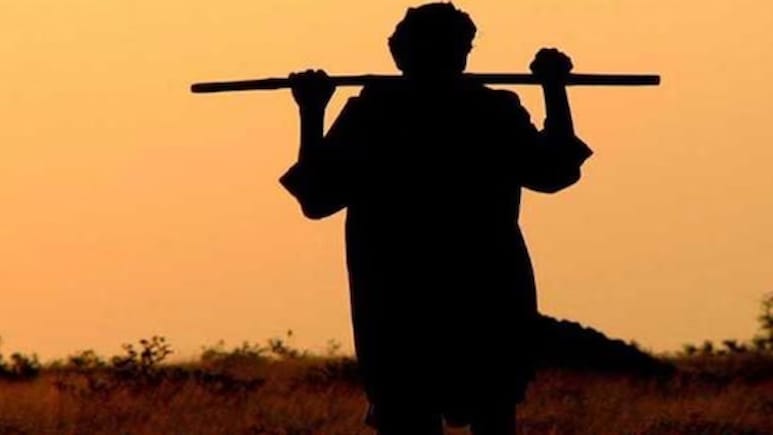 CG में सिस्टम से परेशान किसान आत्महत्या को हुआ मजबूर, अस्पताल में भर्ती; डेढ़ महीने से धान बेचने को नहीं मिल रहा टोकन