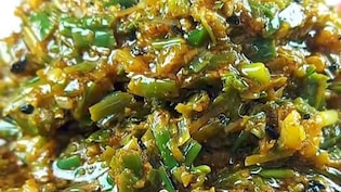 आम का अचार जाएंगे भूल, अगर एक बार खा लिया हरे लहसुन का अचार, नोट करें रेसिपी