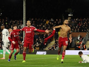 Premier League: Liverpool Held By Fulham After Last-Gasp Harrison Reed Rocket
