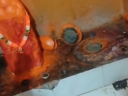 Harda Shiv Temple Vandalized: शिव मंदिर में मूर्ति खंडित होने पर ग्रामीणों में आक्रोश, डायल 112 की टीम ने काबू में किए हालात