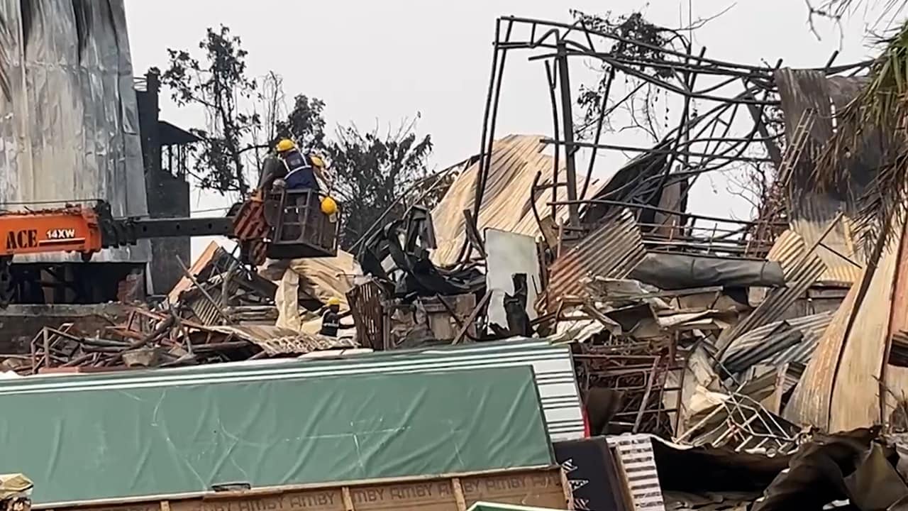 21 Die After Fire In 2 Warehouses, Including 1 Owned By Wow Momo, In Kolkata