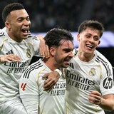 Real Madrid Overcome Santiago Bernabeu Boos To Record Alvaro Arbeloas First Win