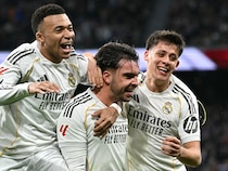 Real Madrid Overcome Santiago Bernabeu Boos To Record Alvaro Arbeloas First Win