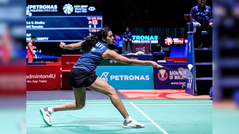 दुबई में फंसी खिलाड़ी पीवी सिंधु सुरक्षित भारत लौटीं, दुबई एयरपोर्ट स्टाफ का जताया आभार