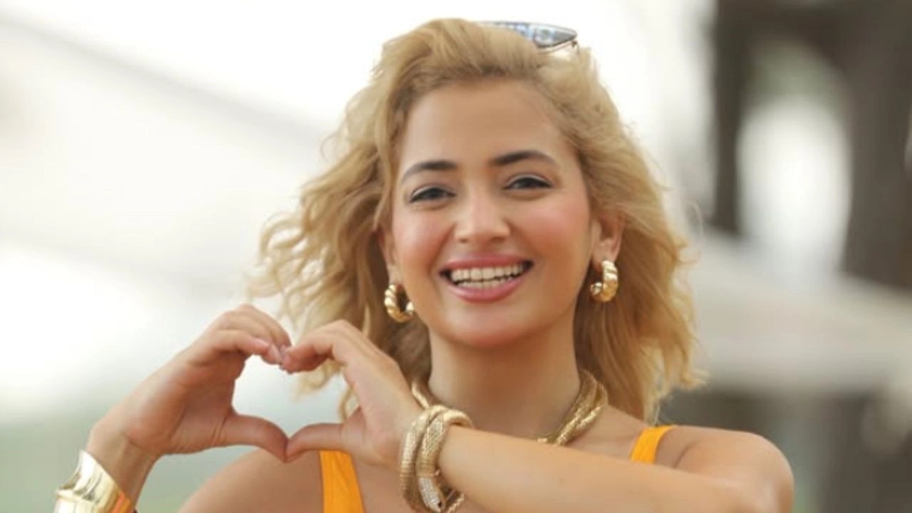 कौन हैं 'स्प्लिट्सविला 16' की अफगानी ब्यूटी सदफ शंकर? भोले बाबा की हैं पक्की भक्त, रखती हैं शिवरात्रि का व्रत