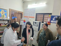 इंदौर दूषित पानी मामला: भागीरथपुरा क्षेत्र पहुंचे कलेक्टर और मिशन संचालक, इलाके की स्थिति का लिया जायजा&nbsp;