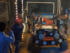 काला चश्मा, खुली जीप में विधायक जी का ये रौबीला अंदाज... आइटम सॉन्ग में दिखाया जलवा तो उठ गए सवाल