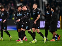 Troubled Napoli Staring At Champions League Elimination Against Chelsea