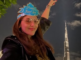 ईशा देओल ने नए साल पर पापा धर्मेंद्र को किया याद, आसमान पर सितारा दिखाते हुए कहा लव यू पापा