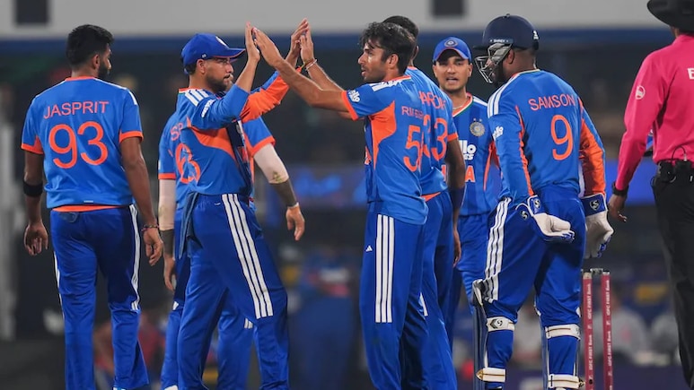 T20 World Cup 2026: ICC ने किया वॉर्म-अप मैचों का ऐलान,जानें किससे खेलेगा भारत, क्या है मैच की प्रसारण टाइमिंग