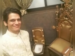 Vijay Varma Poses With Golden Toilet At Amitabh Bachchan's Jalsa In 2016 Throwback