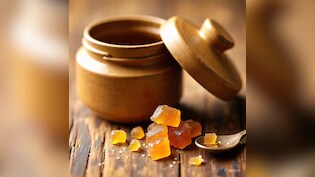 Dadi Nani Ke Nuskhe: बारिश के मौसम में दादी-नानी का आजमाया अदरक&ndash;गुड़ का नुस्खा दूर करें सर्दी-खांसी