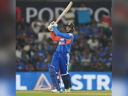 T20I ही नहीं, ODI वर्ल्ड कप में भी अभिषेक शर्मा को मिलना चाहिए मौका, जानें भारतीय दिग्गज ने ऐसा क्यों कहा