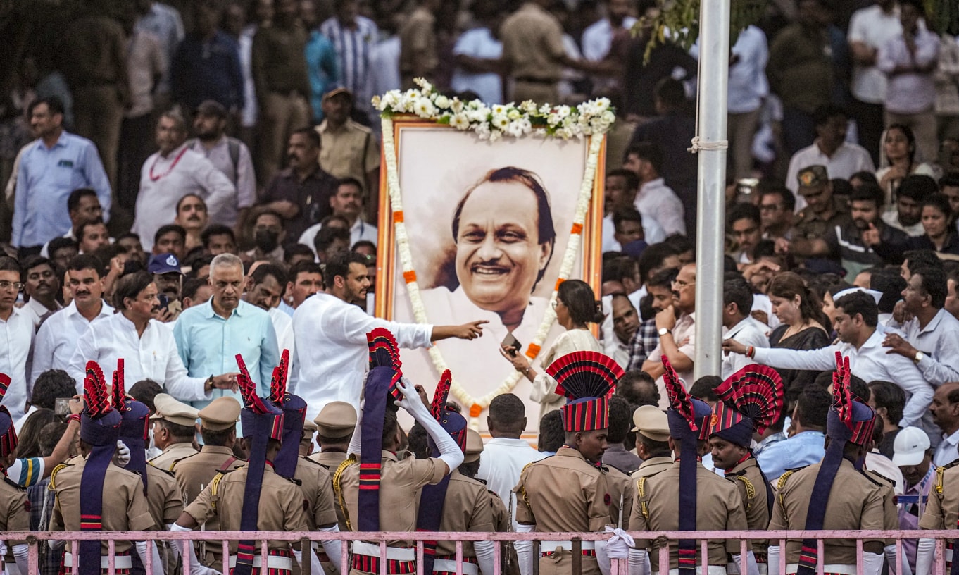 अजित पवार का राजकीय सम्मान के साथ अंतिम संस्कार, जानें अमित शाह समेत कौन-कौन दिग्गज नेता रहे मौजूद