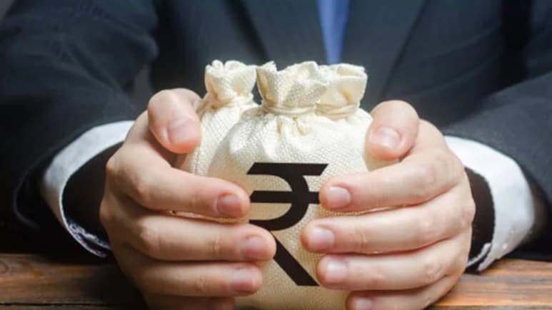 Bank में Nominee नहीं है? जानिए मौत के बाद परिवार को क्या परेशानी हो सकती है, पैसा मिलता है या नहीं