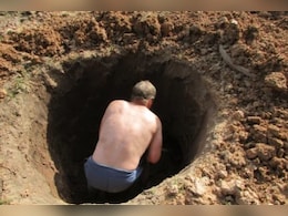 युद्ध के डर से जमीन में गढ़ा दिया था खजाना, पोते ने 80 साल बाद ढूंढ निकाला