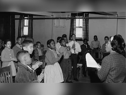 अमेरिका में गोरों और कालों के लिए अलग-अलग क्यों होते थे स्कूल? UGC नियमों पर SC ने किया जिक्र