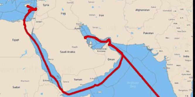 होर्मुज जलडमरूमध्य में अमेरिका-ईरान के बीच खुला नया फ्रंट, 5 फैक्ट्स से समझें युद्ध कितनी दूर