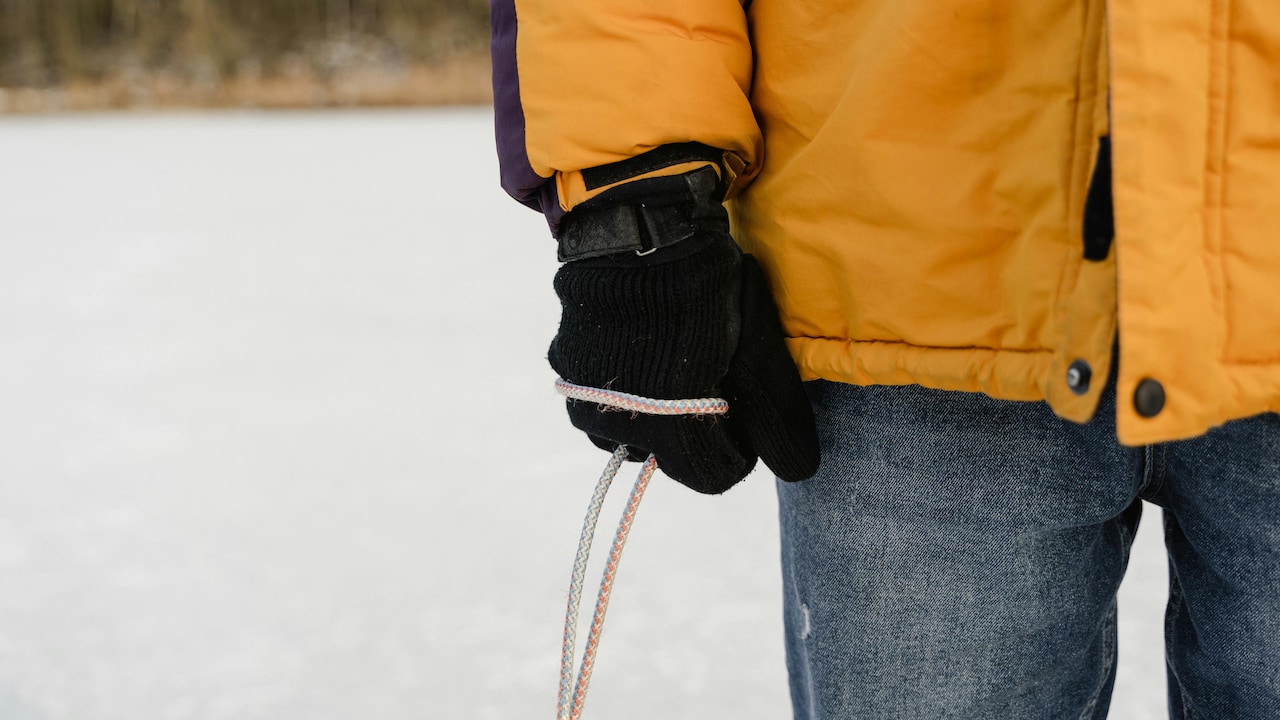 Common Glove Fit Mistakes And How To Spot Them Common Glove Fit Mistakes And How To Spot Them