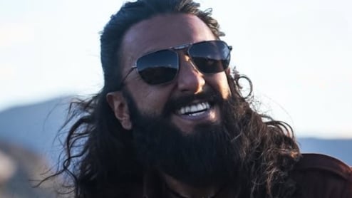 Dhurandhar Box Office Collection: धुरंधर को 44वें दिन भी नहीं दे पाया कोई टक्कर! हैप्पी पटेल और राहु केतू से ज्यादा रही बॉक्स ऑफिस पर कमाई