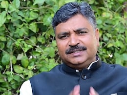 Rajasthan News: 'सनातन की बात करने वाले शंकराचार्य को नहीं मान रहे'&nbsp;शंकराचार्य विवाद पर टीकाराम जूली&nbsp;