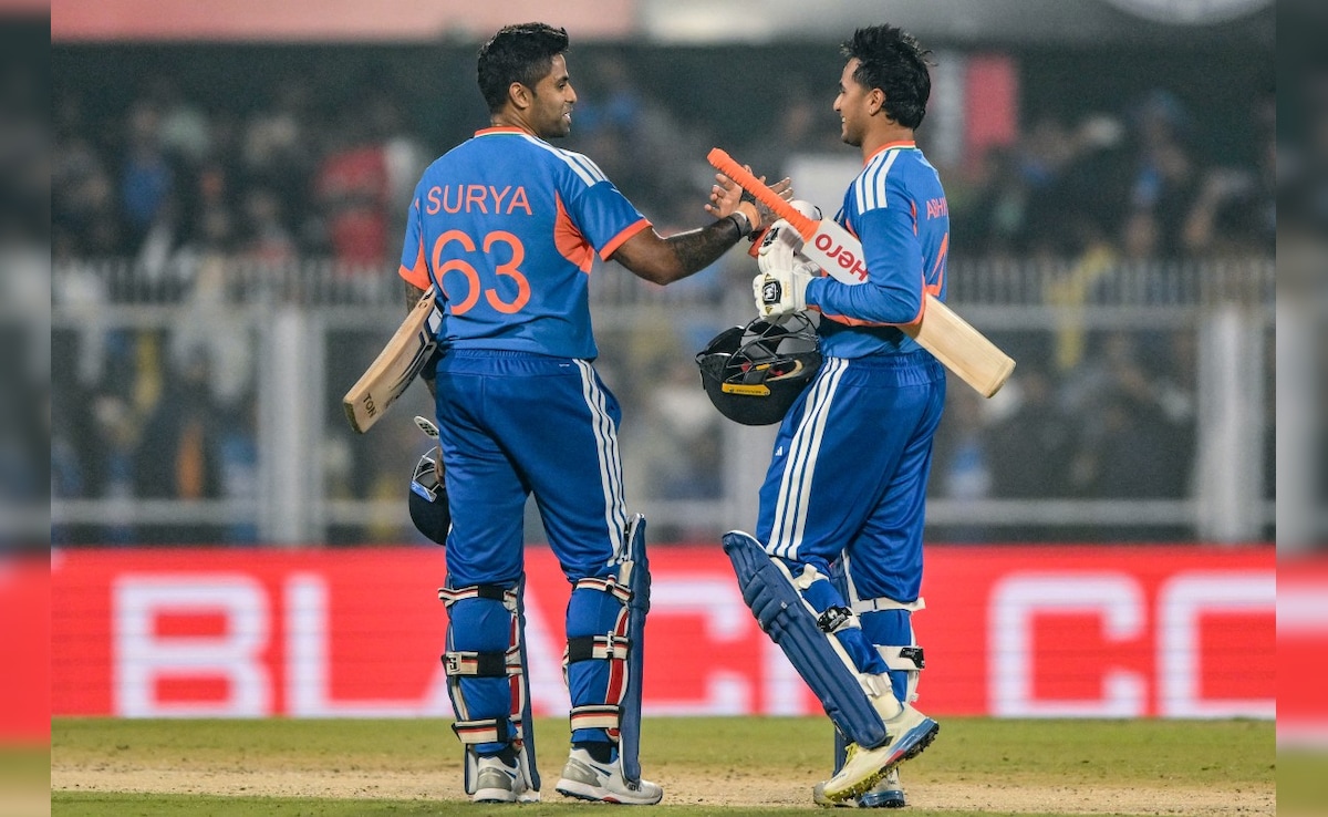 "Destined To Mimic His Idol": Ex-India Stars Massive Praise For Abhishek Sharma After 3rd T20I Heroics