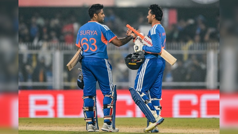 IND vs NZ 4th T20I: 'जयसूर्या की याद दिलाई...' भारतीय बल्लेबाजों से दहशत में गेंदबाज, न्यूजीलैंड के कोच का बड़ा बयान