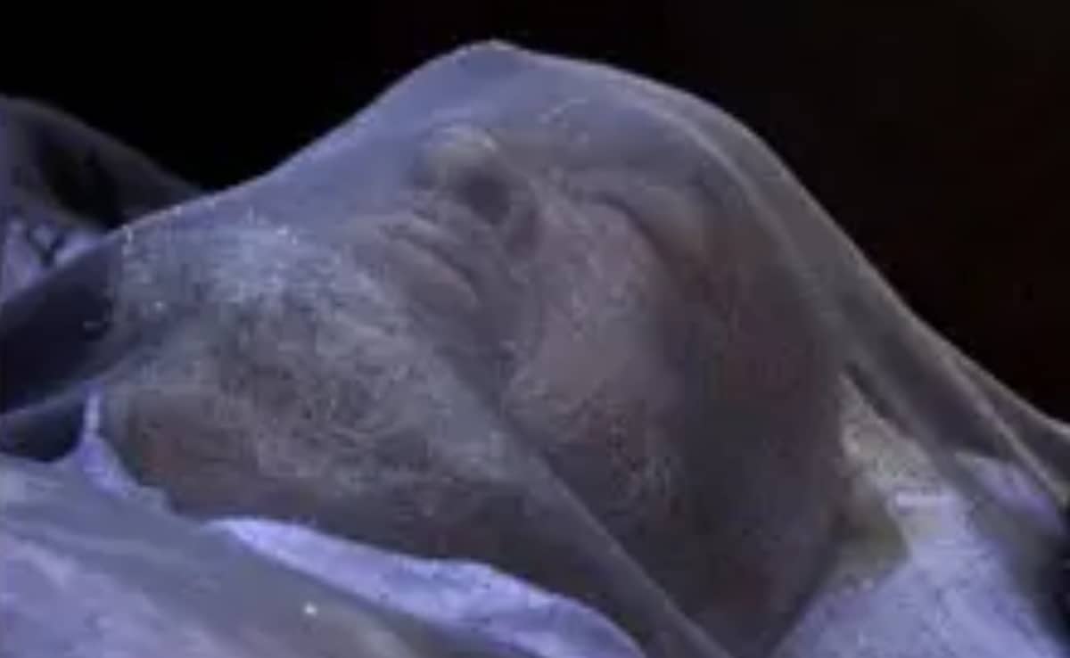 विपक्षी नेता आयतुल्लाह हुसैन अली मुंतजेरी 