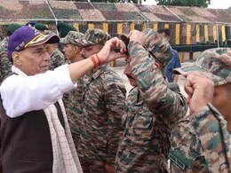 Army Day 2026: वर्दी बदलती है, पर जज्बा नहीं", आर्मी डे पर पूर्व सैनिकों के जज्बे को राजनाथ सिंह का सलाम