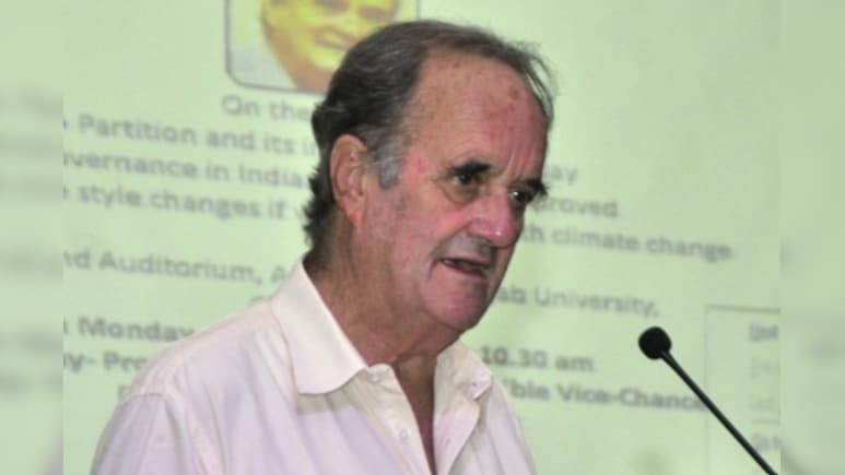 नब्ज टटोलतीं वो बेबाक, विश्वसनीय रिपोर्ट्स जो मार्क टली की पहचान बनीं