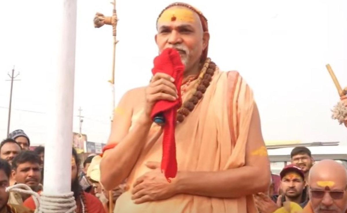 आजादी के बाद ही दबा दी गई जनता की आवाज, तिरंगा फहराने के बाद बोले शंकराचार्य स्वामी अविमुक्तेश्वरानंद