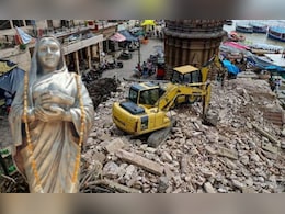 मालवा की महारानी अहिल्याबाई का काशी के मणिकर्णिका से क्या है संबंध? मूर्ति पर मचे बवाल की पूरी कहानी