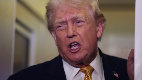 भारत-चीन पर 500% तक टैरिफ लगाएगा अमेरिका? ट्रंप ने नए रूस प्रतिंबध बिल पर लगाई मुहर