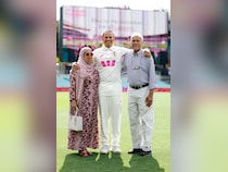 Usman Khawaja Reflects On Parents Sacrifices After Announcing Test Retirement