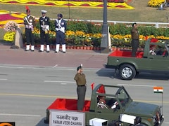 गणतंत्र दिवस LIVE: फाइटर जेट्स ने बनाया 'ऑपरेशन सिंदूर फॉर्मेशन, कर्तव्‍य पथ पर भारतीय सेना की दहाड़