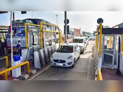 Toll Update 2026: अगर ये नहीं किया तो अपनी ही गाड़ी को नहीं बेच पाएंगे, इस काम को जल्द निपटाएं