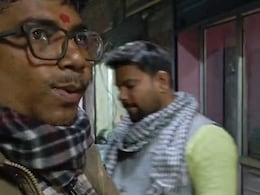 यूपी के चंदौली में कोडीनयुक्त कफ सीरप को लेकर बड़ी कार्रवाई, ड्रग माफियाओं में मचा हड़कंप