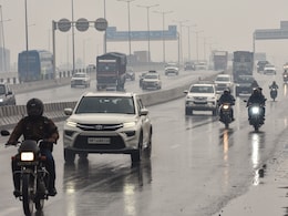 Rain Alert: आसमान में घने बादल, दिल्ली NCR में आज फिर बारिश के आसार! यूपी-उत्तराखंड से लेकर पंजाब तक बदलेगा मौसम