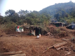 Sindhudurg News : घरांना कुलुप,मुक्या जनावरांसह अख्खं गाव 5 दिवस रानात ! वाचा काय आहे 450 वर्षांची परंपरा